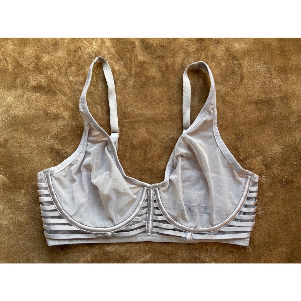 Victoria's Secret Lavender Mesh Strappy Cage Plunge Underwire Bra 34D Sexy Luxe